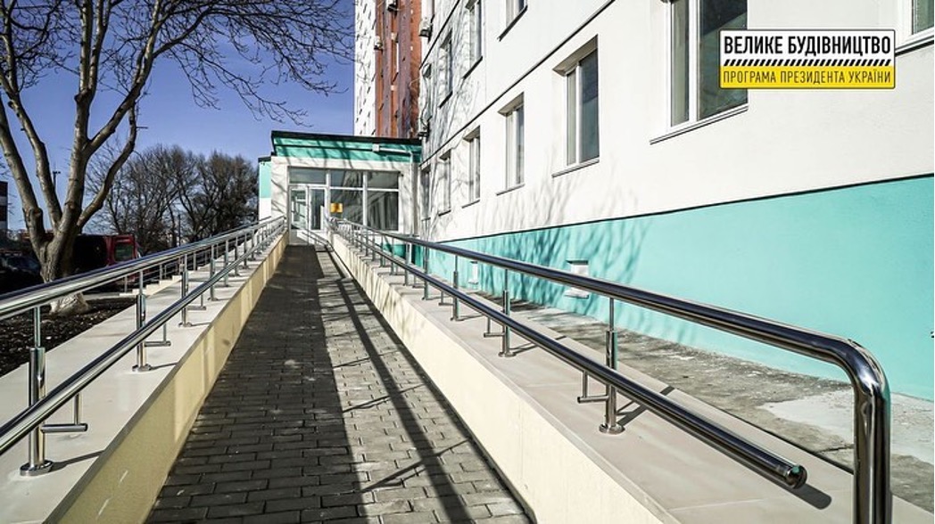 "Велике будівництво" лікарень: як влада створює медичну інфраструктуру по всій країні